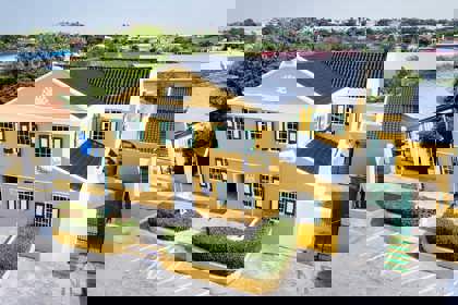 Landhuis-Chobolobo-Blue-Curacao